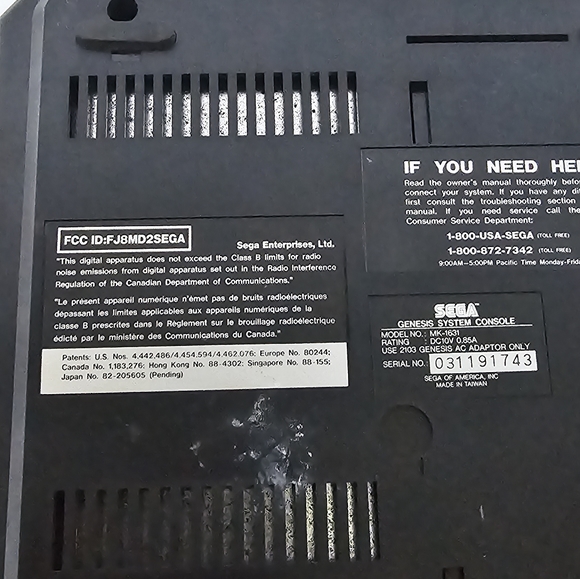 Sega Genesis For Parts/Repair - Picture 5 of 5
